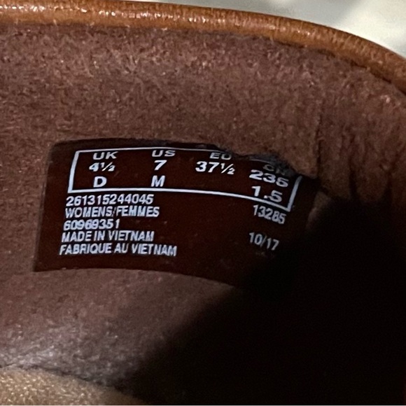 Womens Clarks Leather Loafers Everlay UMA Brown Slip On Comfort Shoes Size 7 - Picture 8 of 8